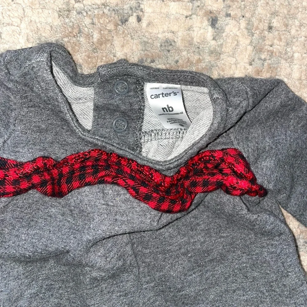 Carters long sleeve top size newborn